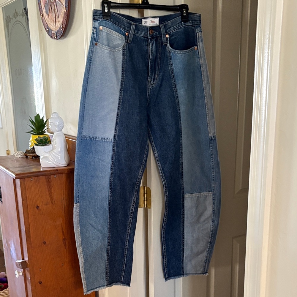 GAP Women's Two-Tone Blue Relaxed Jeans
